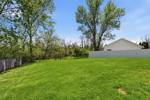 100 Walnut Dr, Robinson Twp, PA 15136 - Photo 43