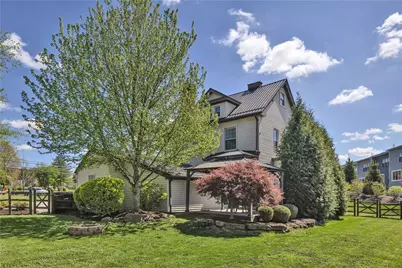 1226 Mayview Rd, Pittsburgh, PA 15241 - Photo 3