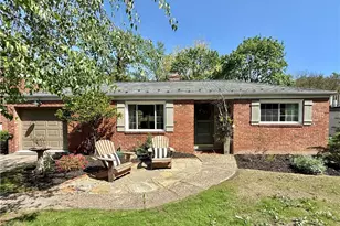 189 Inglewood Dr, Pittsburgh, PA 15228 - Photo 3
