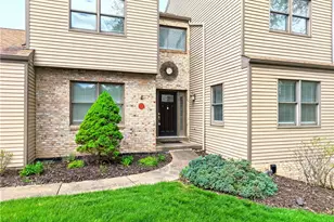 243 Cumberland Dr, Seven Fields Boro, PA 16046 - Photo 3