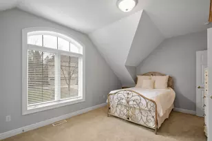 7031 Pinehurst Dr, Collier Township, PA 15142 - Photo 27