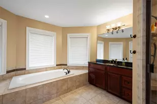 7031 Pinehurst Dr, Collier Township, PA 15142 - Photo 23