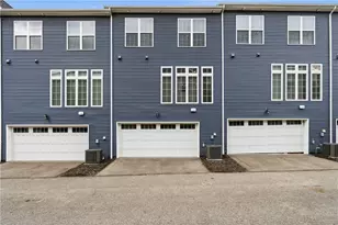 318 Harlequin St, Cranberry Township, PA 16066 - Photo 23