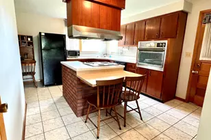 322 Constitution Ave, West Mifflin, PA 15122 - Photo 7