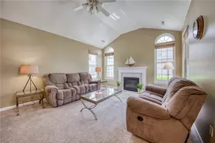 2072 Winchester Ct, Connoquenessing Township, PA 16053 - Photo 7