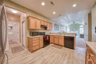 2072 Winchester Ct, Connoquenessing Township, PA 16053 - Photo 17