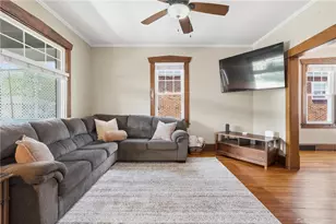 140 Wampum Ave, Ellwood City, PA 16117 - Photo 7