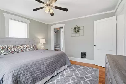 140 Wampum Ave, Ellwood City, PA 16117 - Photo 17
