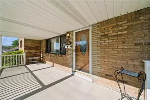 140 Keefer Dr, Pittsburgh, PA 15235 - Photo 3