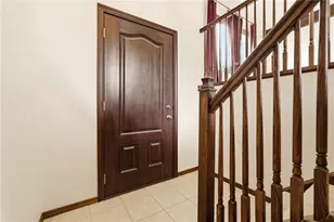 4972 Field Acres Dr, Hampton, PA 15044 - Photo 5