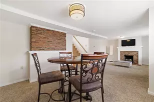 45 Greenbush St, Pittsburgh, PA 15211 - Photo 11