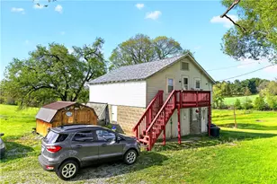 127 Rose Rd, Bullskin Township, PA 15666 - Photo 9