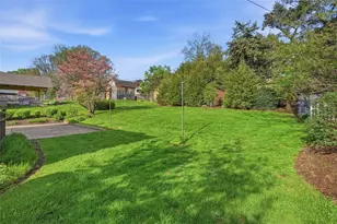 1816 Vollmer Dr, Pittsburgh, PA 15116 - Photo 35