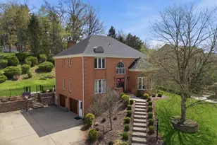113 Foxwood Dr, Pittsburgh, PA 15090 - Photo 27
