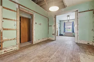 278 Main St, Pittsburgh, PA 15201 - Photo 11
