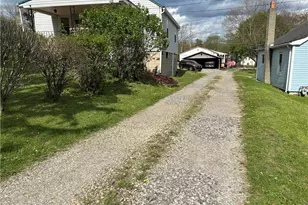 141 N Bank St, Derry Township, PA 15627 - Photo 17