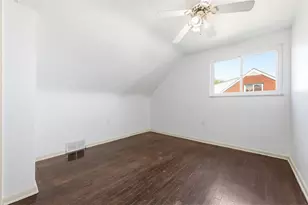 630 Hope St, Scott Township, PA 15220 - Photo 17