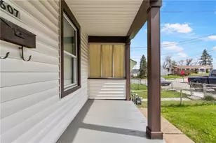 607 Park Ave, Clairton, PA 15025 - Photo 3