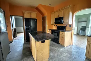 1658 Pitt St, Jennerstown Boro, PA 15547 - Photo 11