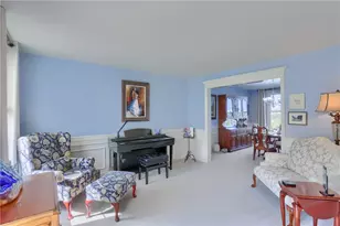 135 Springhill Dr, North Fayette, PA 15071 - Photo 7