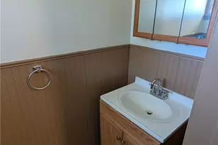 520 W Pike St, Meadowlands, PA 15347 - Photo 7