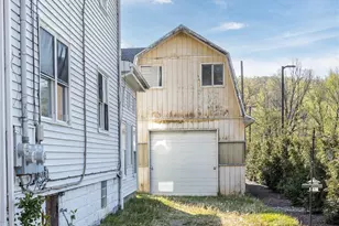 524 W Pike St, Meadowlands, PA 15347 - Photo 3
