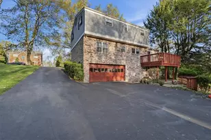 4119 Lee Manor Dr, Hampton, PA 15101 - Photo 5