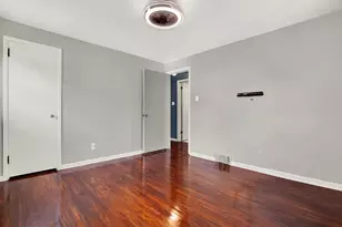 102 Tarpon Dr, Pittsburgh, PA 15212 - Photo 9