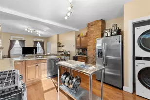 2818 Edwards Wy, Pittsburgh, PA 15203 - Photo 5