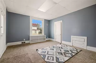 111 E Wallace Ave, New Castle, PA 16101 - Photo 11