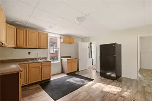 111 E Wallace Ave, New Castle, PA 16101 - Photo 7