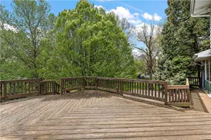 8290 Bramble Ln, Pittsburgh, PA 15237 - Photo 21