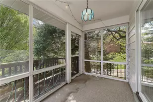 8290 Bramble Ln, Pittsburgh, PA 15237 - Photo 13