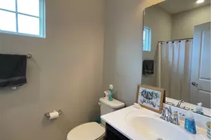 4054 Overview Dr, Cecil, PA 15317 - Photo 17