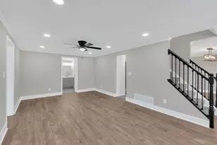 1051 Forest Ave, Ross Twp, PA 15202 - Photo 11