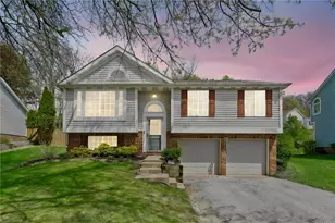 1014 Lexington Dr, Aliquippa, PA 15001 - Photo 3