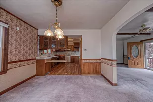 2112 Clayton Rd, White Township, PA 15010 - Photo 7