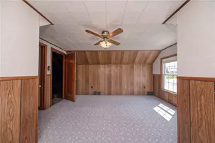 2112 Clayton Rd, White Township, PA 15010 - Photo 19