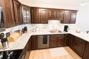201 Wimbledon Dr, Mount Pleasant Township, PA 15666 - Photo 13