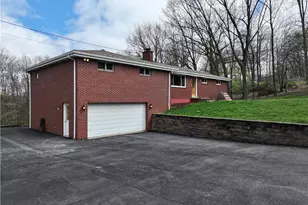 219 Dodds Rd, Penn Township, PA 16002 - Photo 3