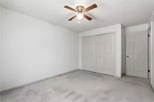 670 Woodcrest Dr, Robinson Twp, PA 15205 - Photo 29
