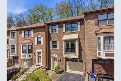 670 Woodcrest Dr, Robinson Twp, PA 15205 - Photo 1