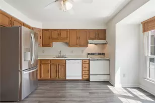 670 Woodcrest Dr, Robinson Twp, PA 15205 - Photo 15