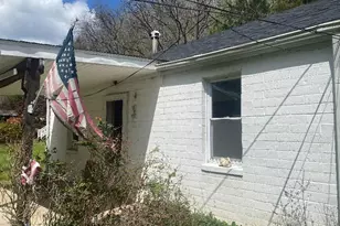 854 Bocktown Rd, Moon/Crescent Twp, PA 15046 - Photo 3