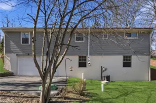 181 Foxwood Rd, Moon/Crescent Twp, PA 15108 - Photo 31