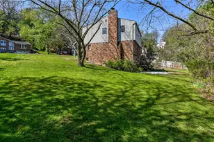 110 Weaver Dr, Pittsburgh, PA 15116 - Photo 23