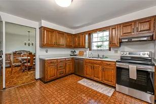 110 Weaver Dr, Pittsburgh, PA 15116 - Photo 9