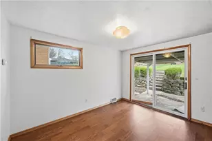 1243 Lakemont Dr, Pittsburgh, PA 15243 - Photo 7