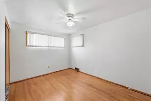1243 Lakemont Dr, Pittsburgh, PA 15243 - Photo 17