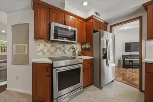 5535 Forbes Ave, Pittsburgh, PA 15217 - Photo 13